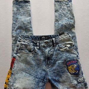 Men's Distressed Blue Jeans with Embroidered Patches